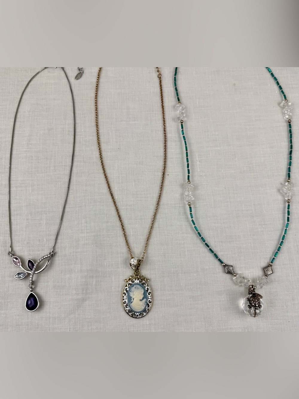 3 Necklace Lot Cameo Turtle Pendant LBVYR Rhinestone Fashion Jewelry - Picture 9 of 11